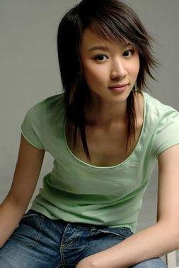 演员张瑞雪个人资料,影视新星，才华横溢的演艺之路